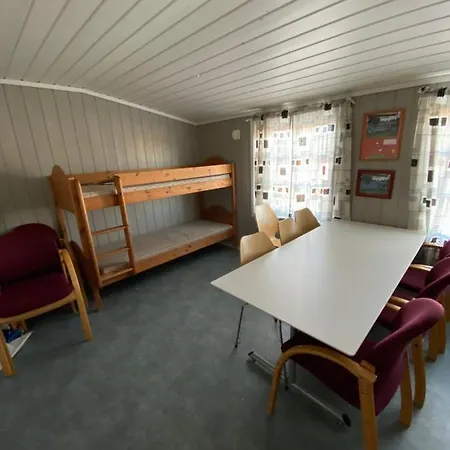 Flekkeroy 20 Persons