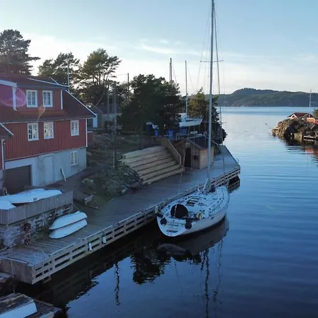 Flekkeroy 20 Persons * Kristiansand
